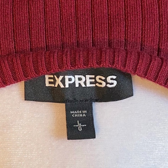 EXPRESS Women’s Dark Red Long Sleeves Ribbed Faux Wrap V-neck Sweater Size Large - Picture 5 of 7